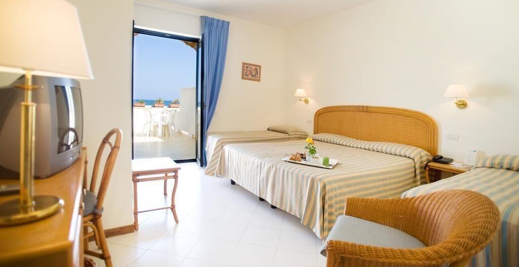 Hotel Del Levante Торре-Канне Экстерьер фото